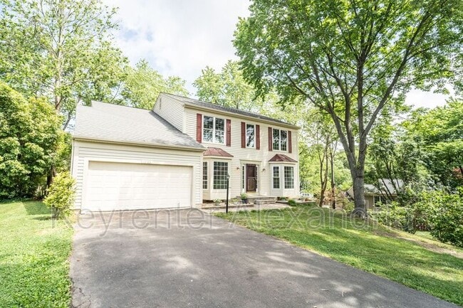 Building Photo - 13183 Oak Farm Dr