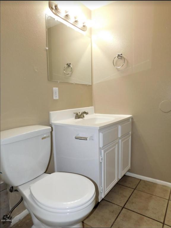 Building Photo - 4024 W Reade Ave