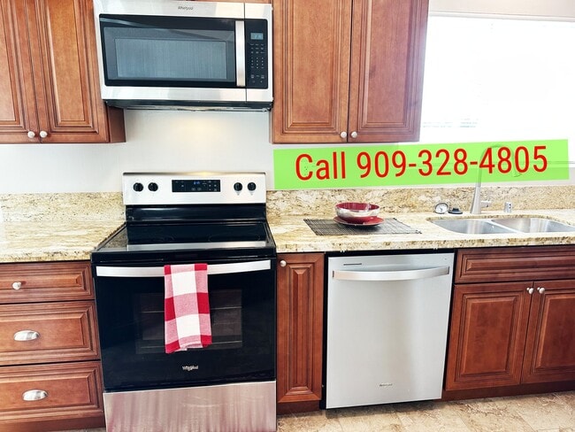 Building Photo - 25863 Pacific St