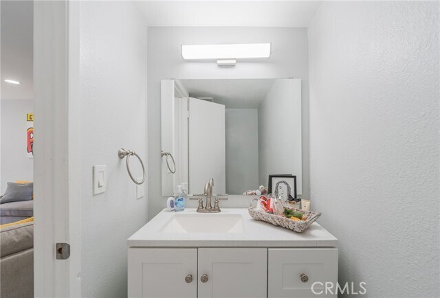 Building Photo - 28033 Ridgebluff Ct