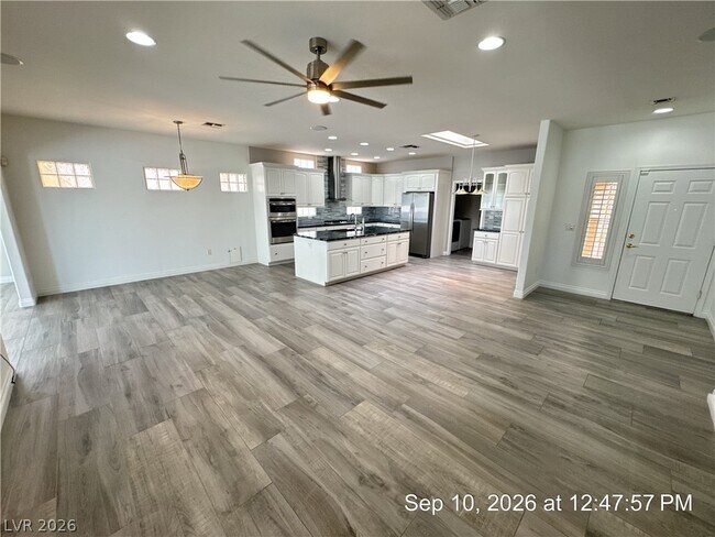 Building Photo - 1699 Rockcrest Hills Ave