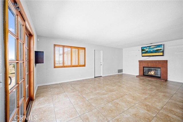 Building Photo - 10703 Valley Dr