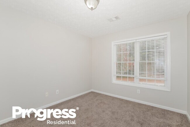 Building Photo - 334 Hill's Pointe Ct