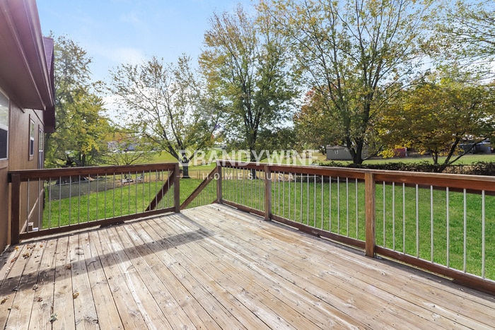 Building Photo - 1205 Deena St