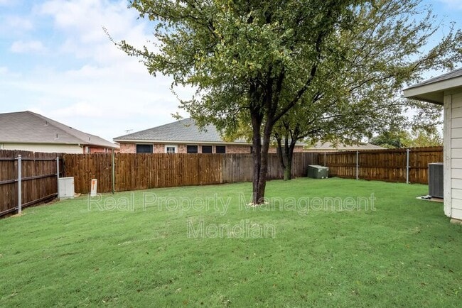 Building Photo - 10505 Braewood Dr