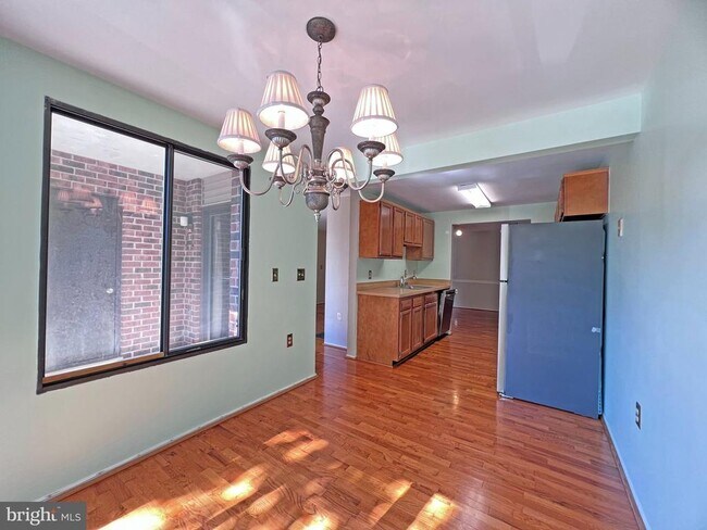 Building Photo - 18140 Chalet Dr