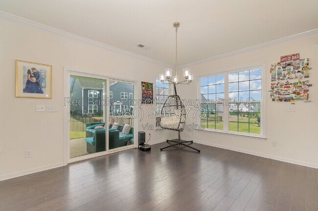 Building Photo - 12917 Hindcross Dr