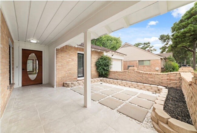 Building Photo - 11411 Ash Creek Dr