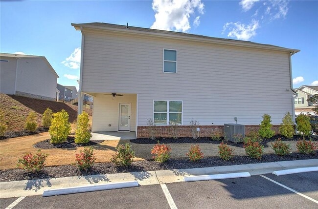 Building Photo - 401 Perth Dr