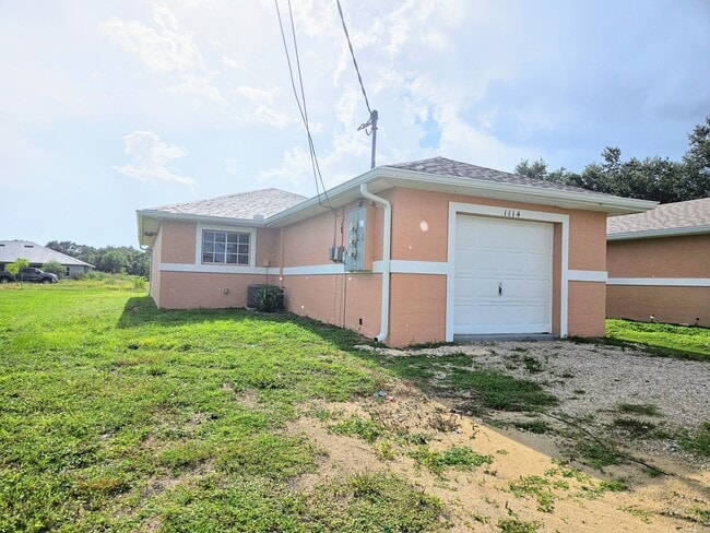 Primary Photo - Move-in Ready 3 BR & 2 BA