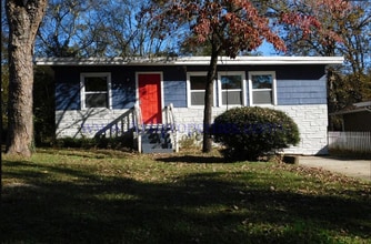 Building Photo - Home for rent in Midfield! COMING SOON