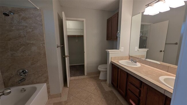 Building Photo - 12927 Marimba Trail