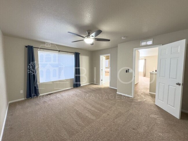 Building Photo - 9647 Carnival Ln
