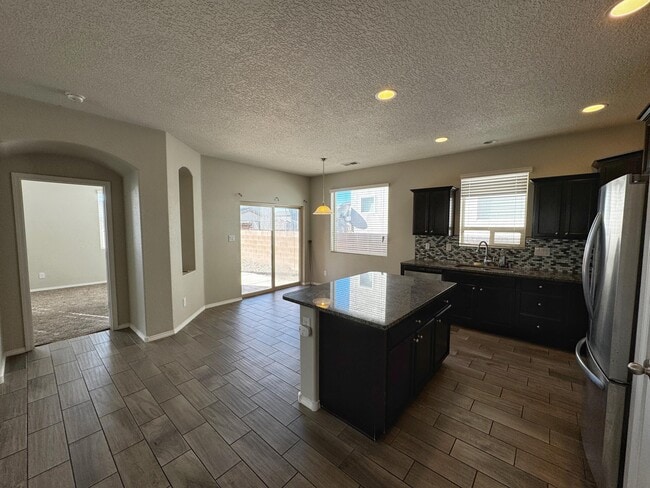 Building Photo - 6732 Oro Valley Rd NW