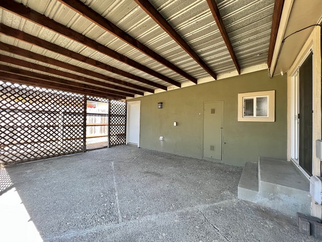 Building Photo - Charming Three Bedroom South Napa Home