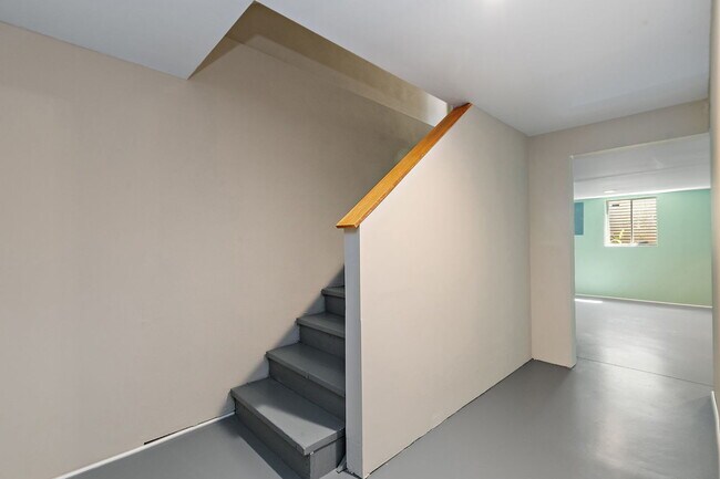 Building Photo - 3823 Ashwinton Way