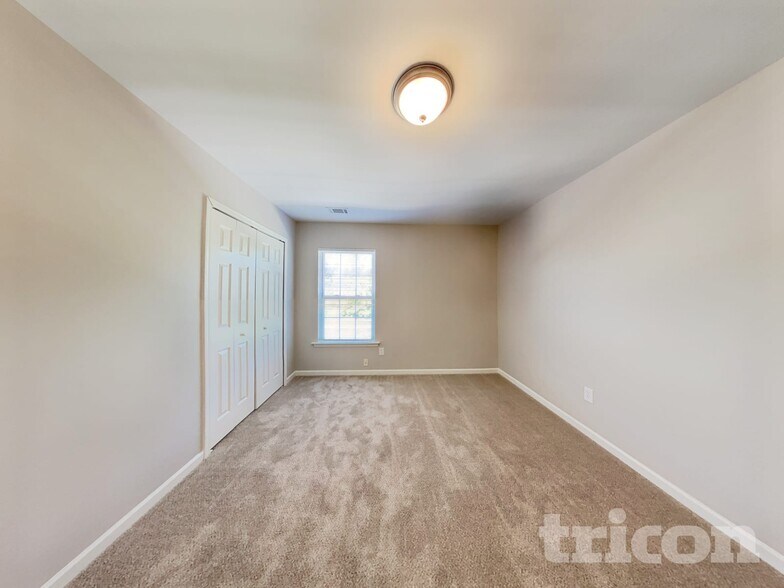 Building Photo - 2346 Sonoma Valley Dr