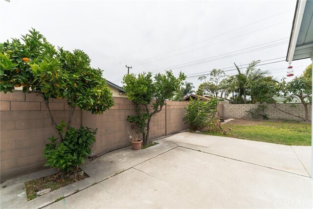 Building Photo - 16131 Warren Ln