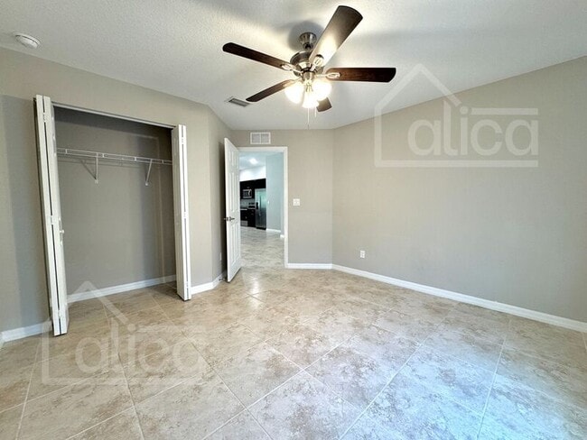 Building Photo - 3271 Hale Ave