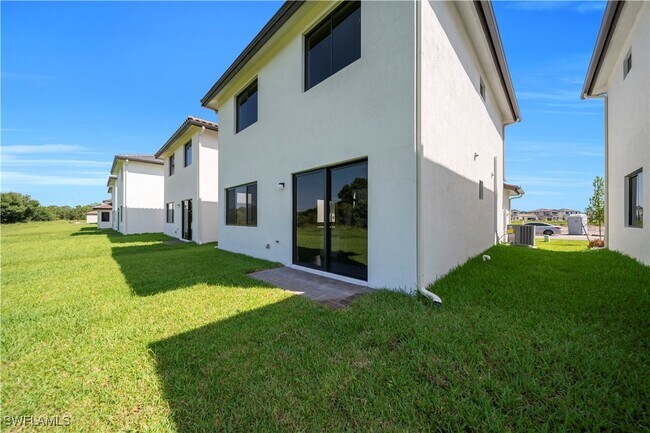 Building Photo - 5836 Agostino Way