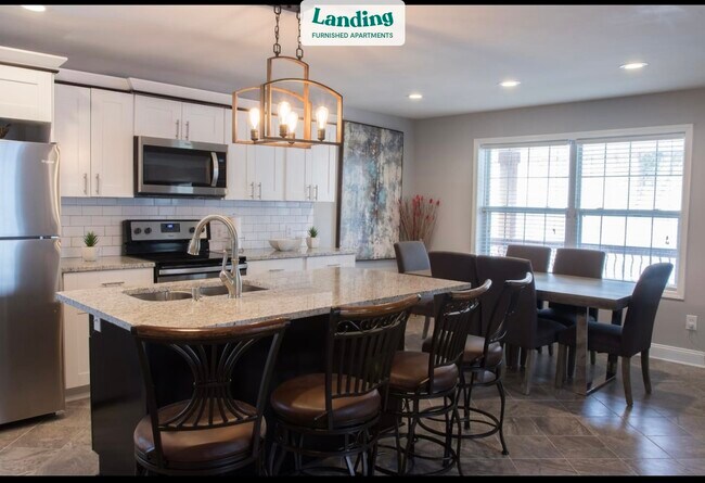 Building Photo - 948 Pulliam St SW