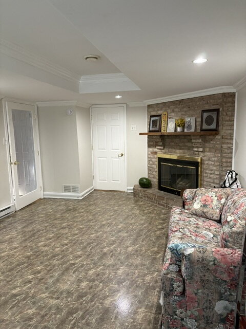 Building Photo - "Charming 4-Bedroom Lancaster Home with Granite Kitchen & Finished Basement Oasis!"