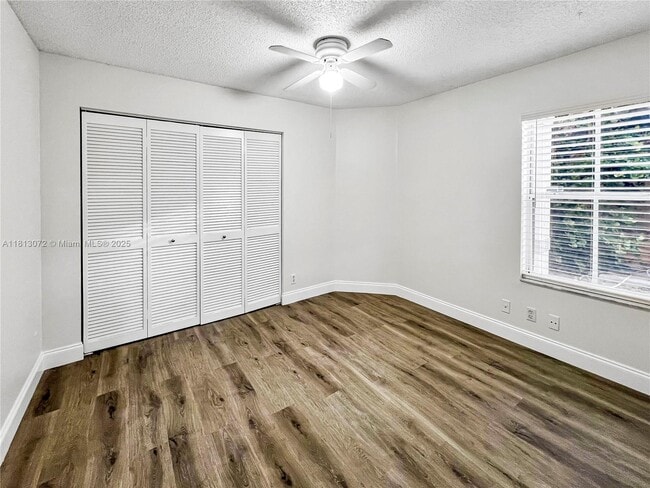 Building Photo - 841 Stanton Dr