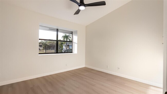 Building Photo - 4979 NW 82nd Ave