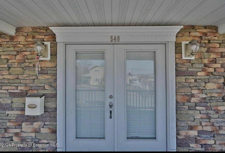 Building Photo - 540 Palm St