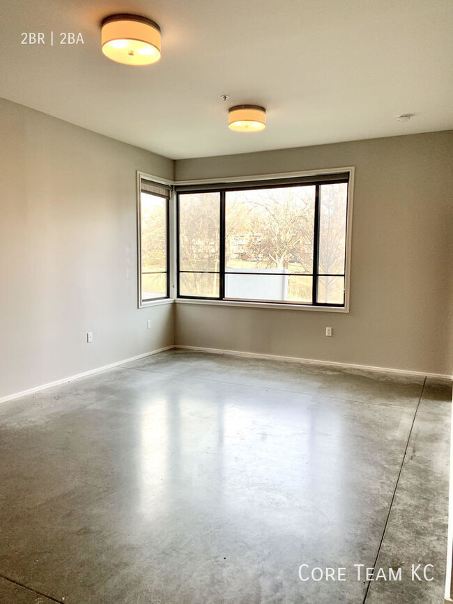 Building Photo - 3632 Gillham Rd