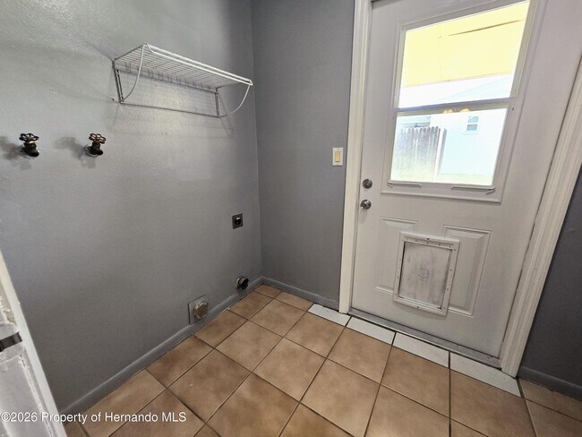 Building Photo - 4503 Higate Rd