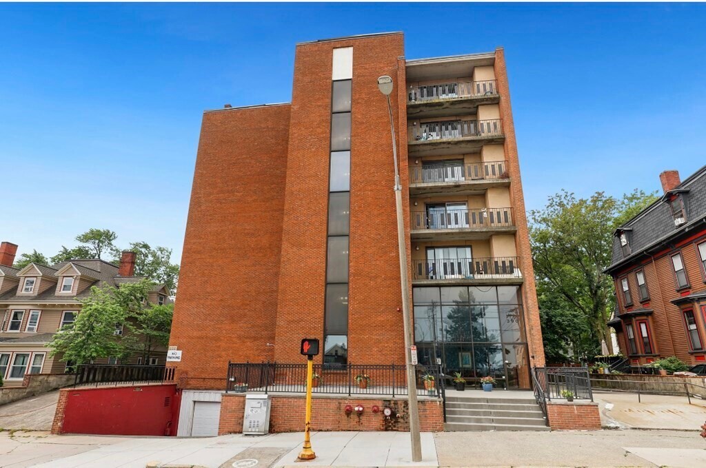 Building Photo - 386 Broadway