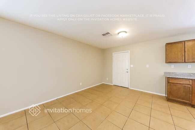 Building Photo - 1516 W Hadley St