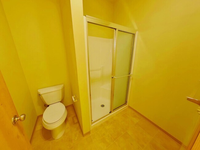 Building Photo - 773-777 East 18th Ave