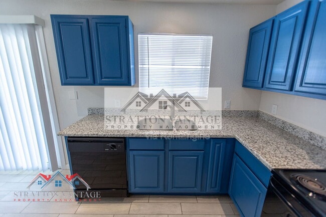 Building Photo - 11033 N Geronimo Dr