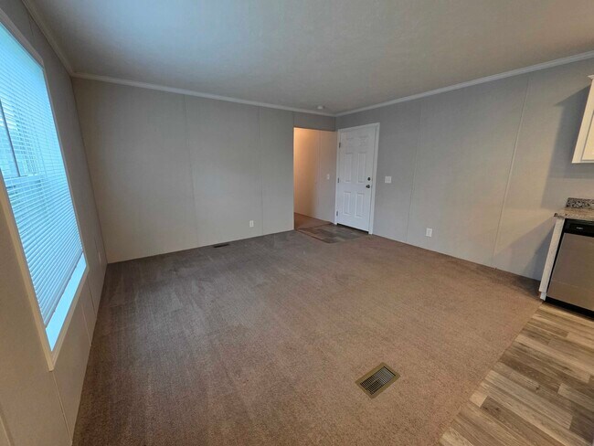 Building Photo - 3730 Birch St