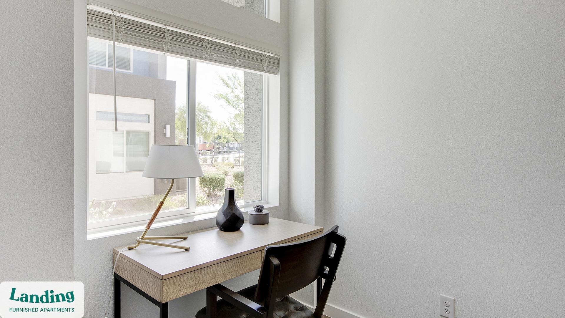 Building Photo - 2705 N Rancho Dr