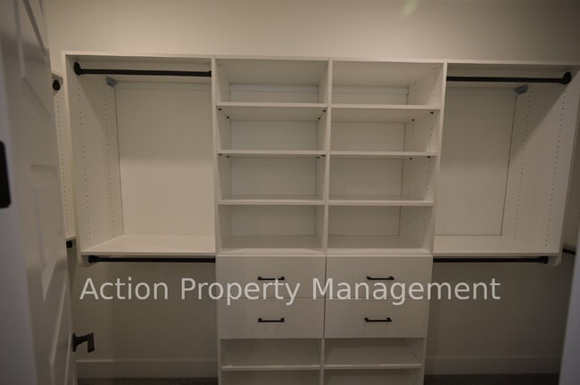 Building Photo - Beautiful New 3 Bed 2 Bath Home in Rolling Hills – Built in 2025