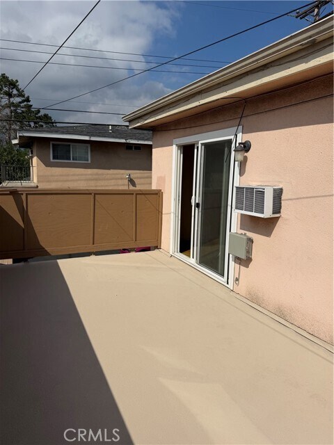 Building Photo - 4694 Bandera St