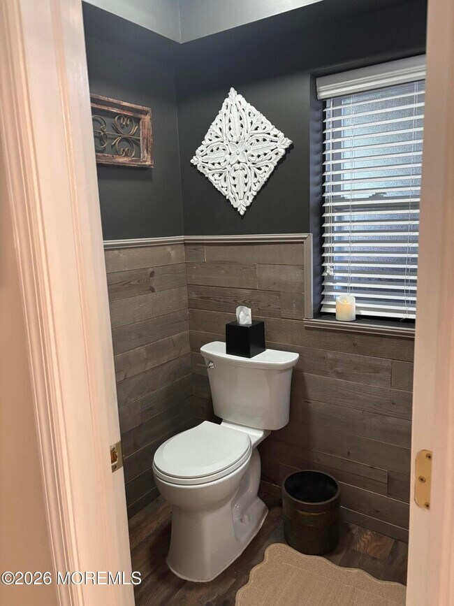 Building Photo - 17 Seaview Ave