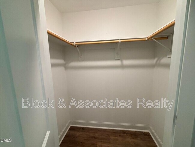 Building Photo - 5710 Parker Pnes Ct