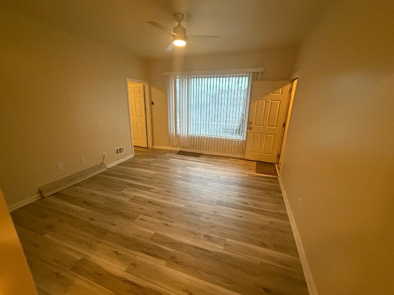 Building Photo - 13662 Ohio St