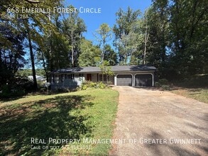 Building Photo - 668 Emerald Forest Cir SW
