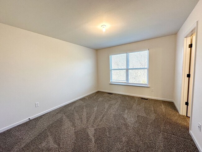 Building Photo - COMING SOON 6/15/26!!  *Subdivision Pool!!!*