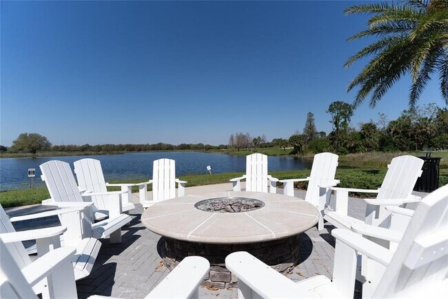Building Photo - 15702 Shorebird Ln