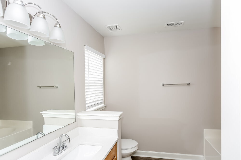 Building Photo - 6754 Thistle Down Dr