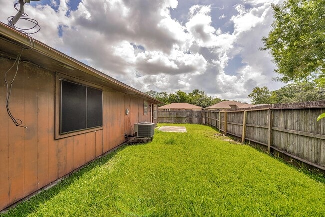 Building Photo - 2779 Forest Point Dr