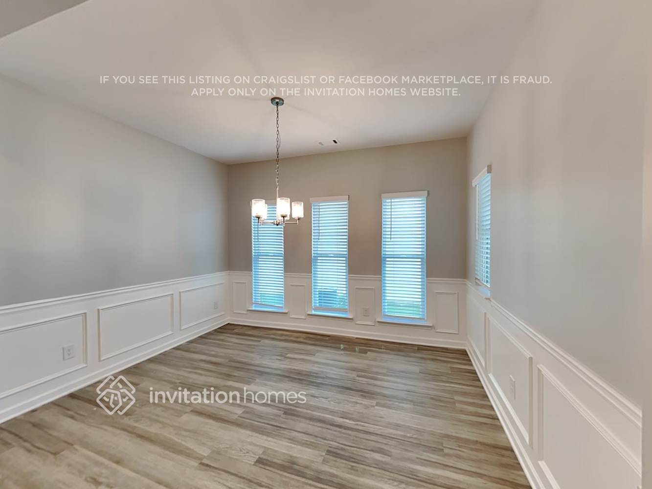 Building Photo - 112 Lantana Crossing