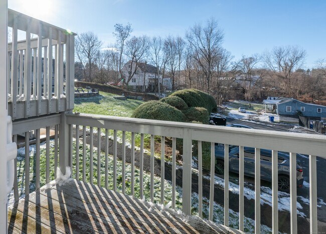 Building Photo - 113 Park Ave