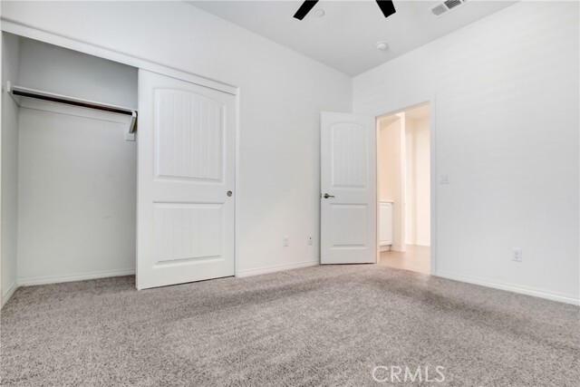 Building Photo - 5594 Skimmer Dr